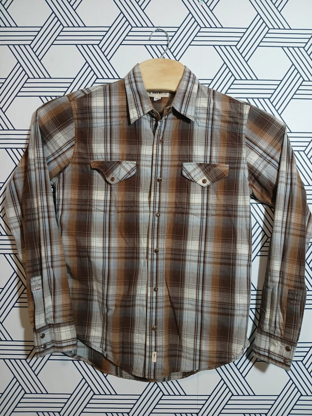 BKE 67 Mens Button Front Size Medium